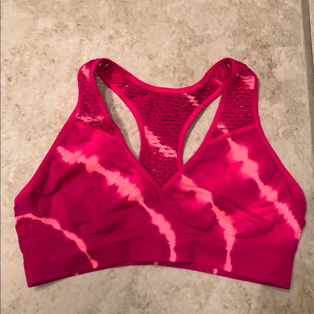 PINK Racerbsck sports bra